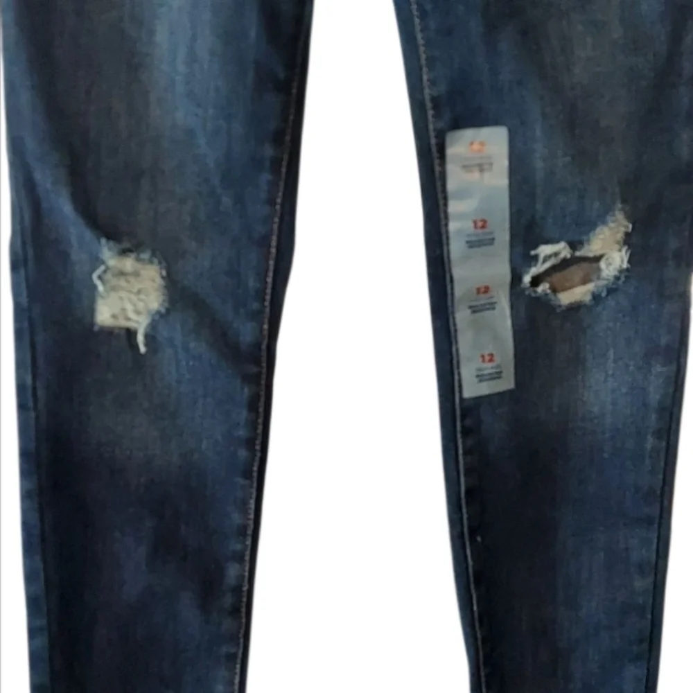 NWT Old Navy Girl's Distressed Raw Hem  Rockstar Jeggings ~360° Stretch ~12